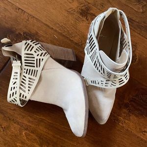 Joes jeans ivory booties